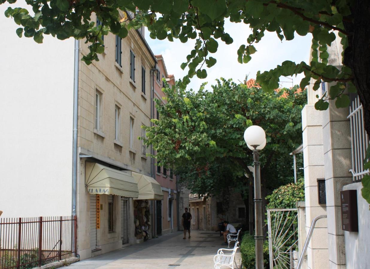 Old Town Apartment Omiš Eksteriør bilde
