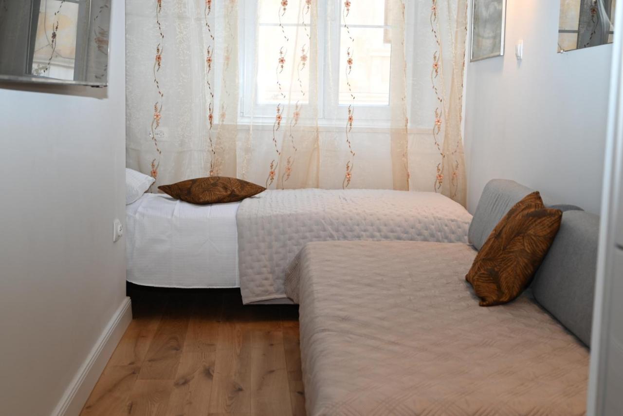 Old Town Apartment Omiš Eksteriør bilde