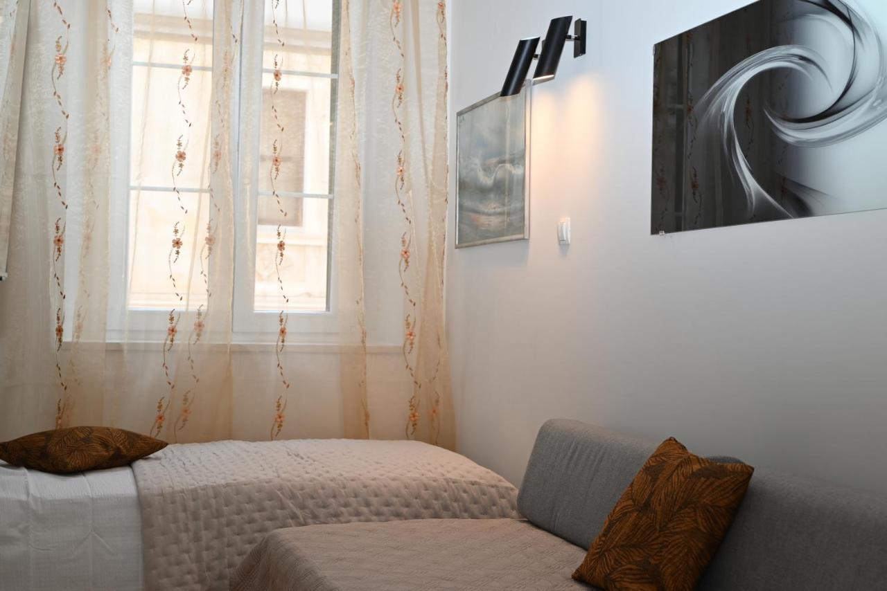 Old Town Apartment Omiš Eksteriør bilde
