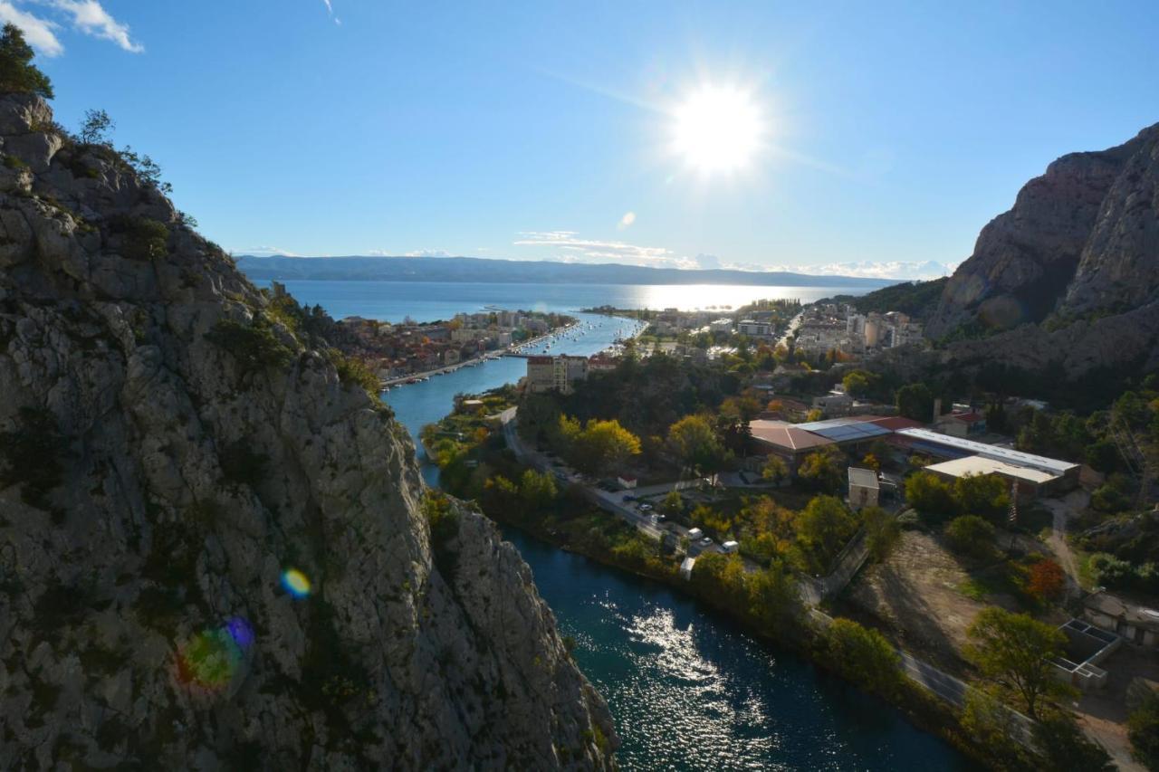 Old Town Apartment Omiš Eksteriør bilde