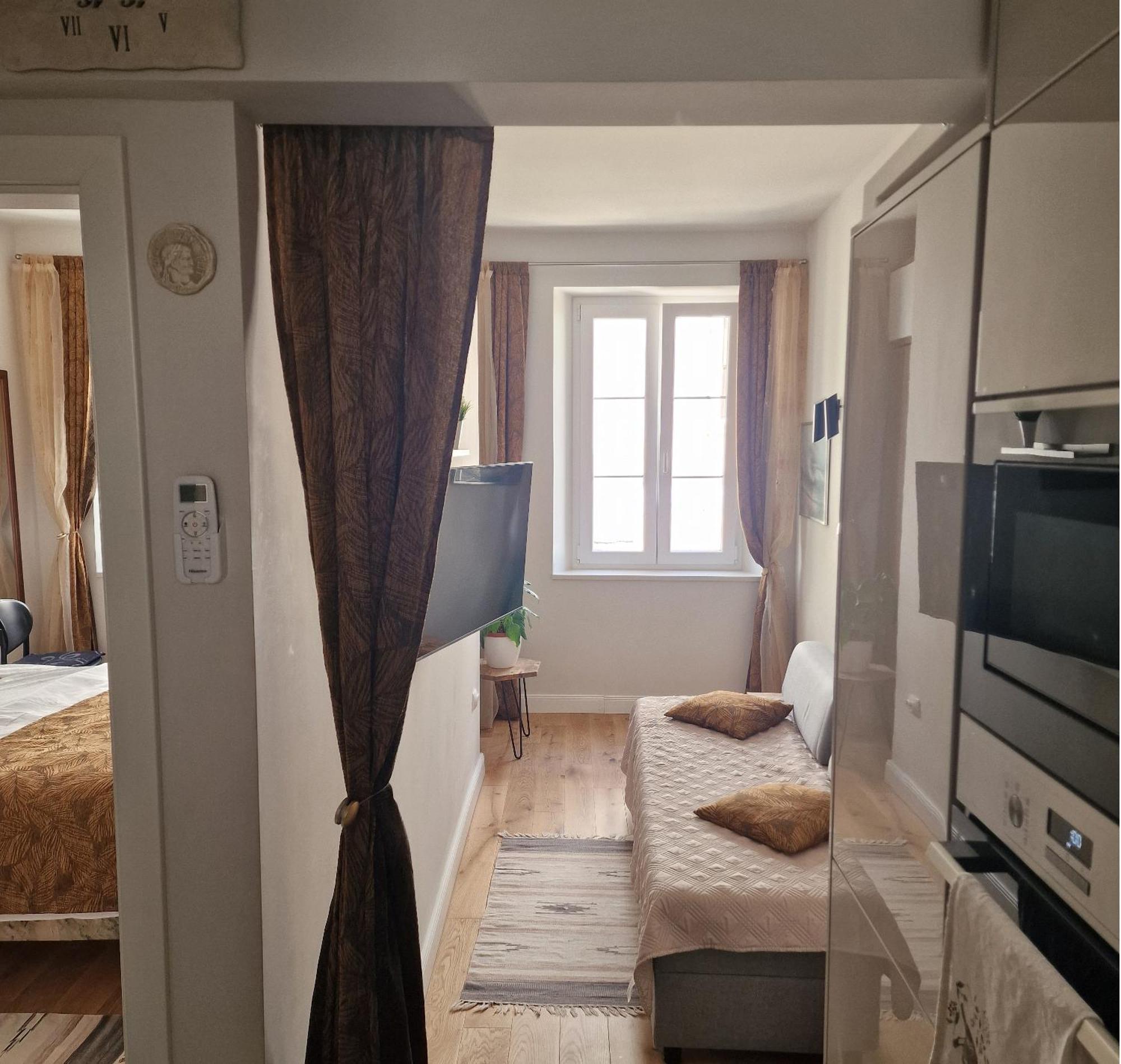 Old Town Apartment Omiš Eksteriør bilde